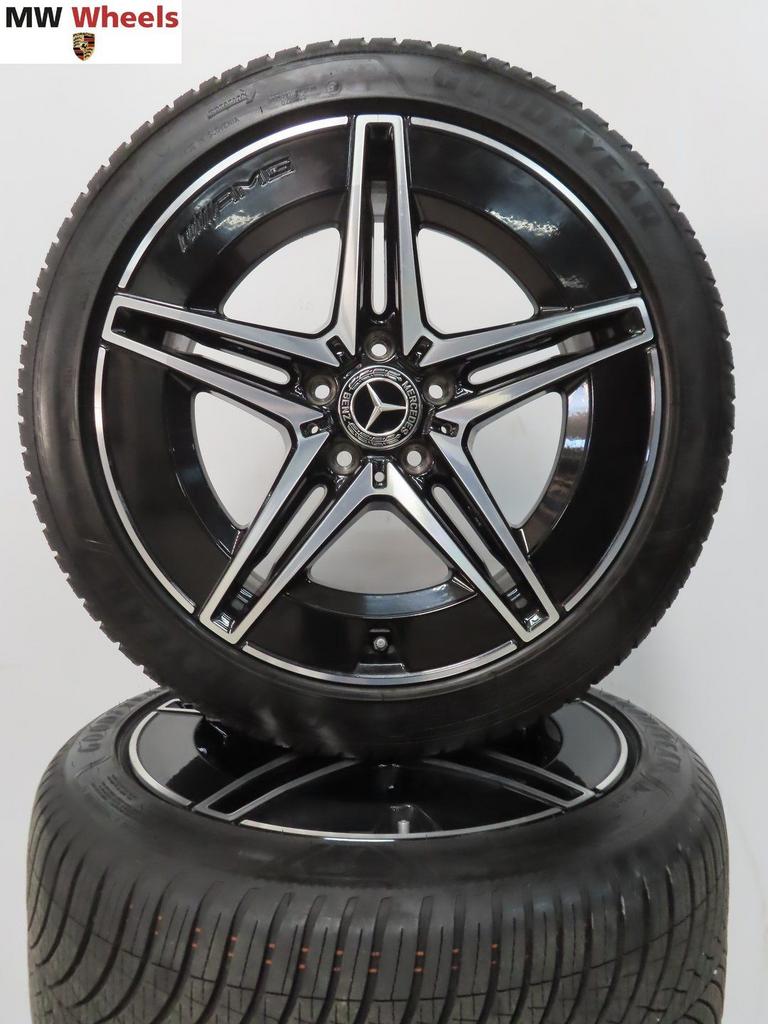 Mercedes C W206 300E 400E 18 inch AMG velgen met all season, 18 inch, Gebruikt, -, -