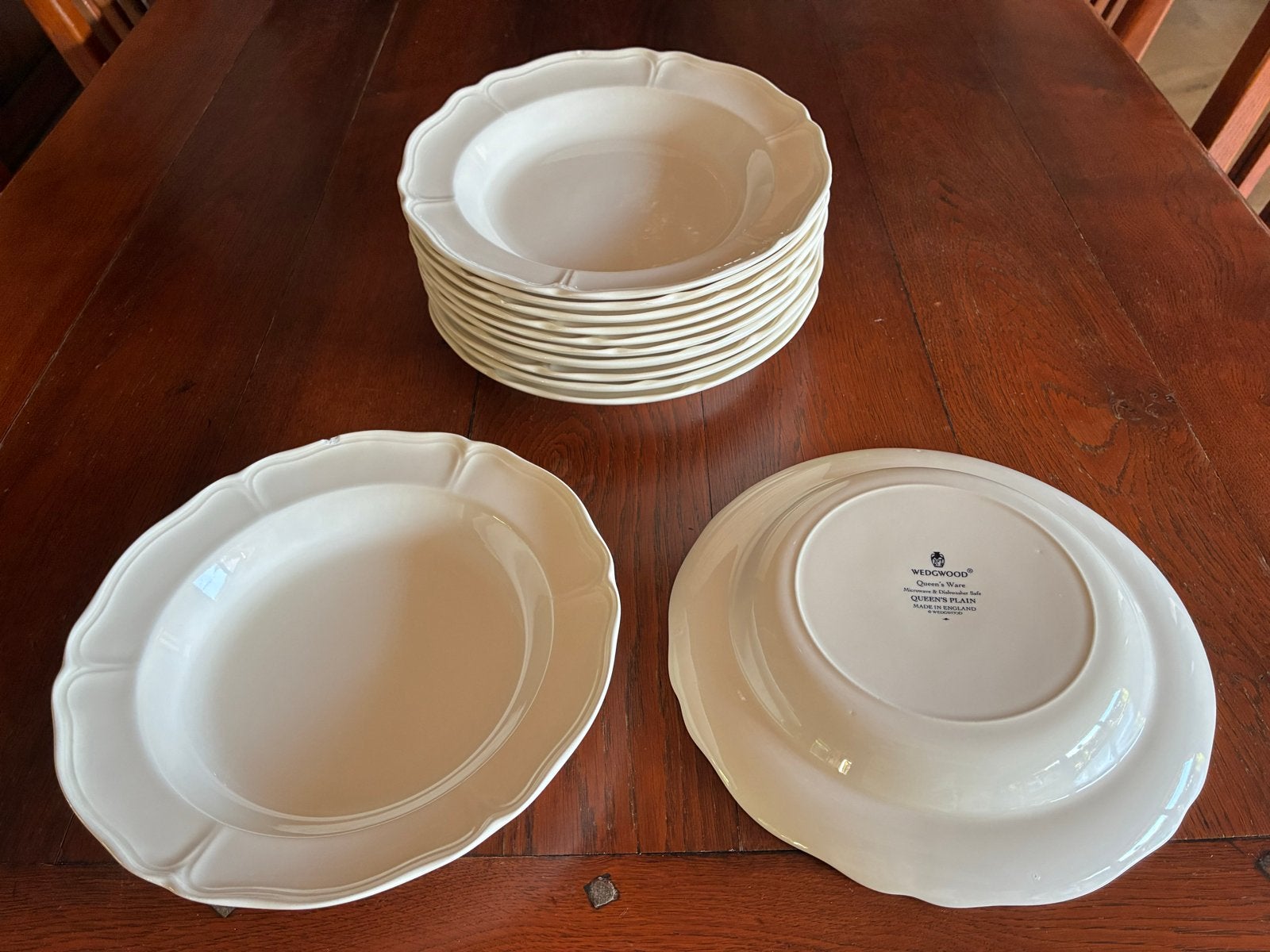 Wedgwood Queens Plain diepe borden - set van 12 (deels besch, Gebruikt, Keramiek, Ophalen of Verzenden, Bord(en)