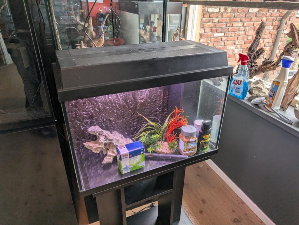 Aquarium Juwel met verwarming en pomp getest te koop 70 L, Dieren en Toebehoren, Vissen | Aquaria en Toebehoren, Ophalen, Gebruikt