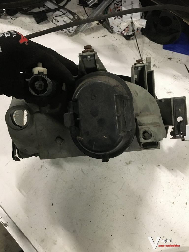Renault Clio 1.2 1996 tot 1998  Koplamp Links, Gebruikt, -, -, Ophalen of Verzenden