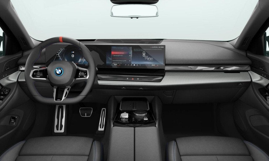 BMW i5 M60 xDrive Sedan | M Sportpakket Pro | Innovation Pac, Auto's, BMW, Automaat, Stof, 2270 kg, Zwart