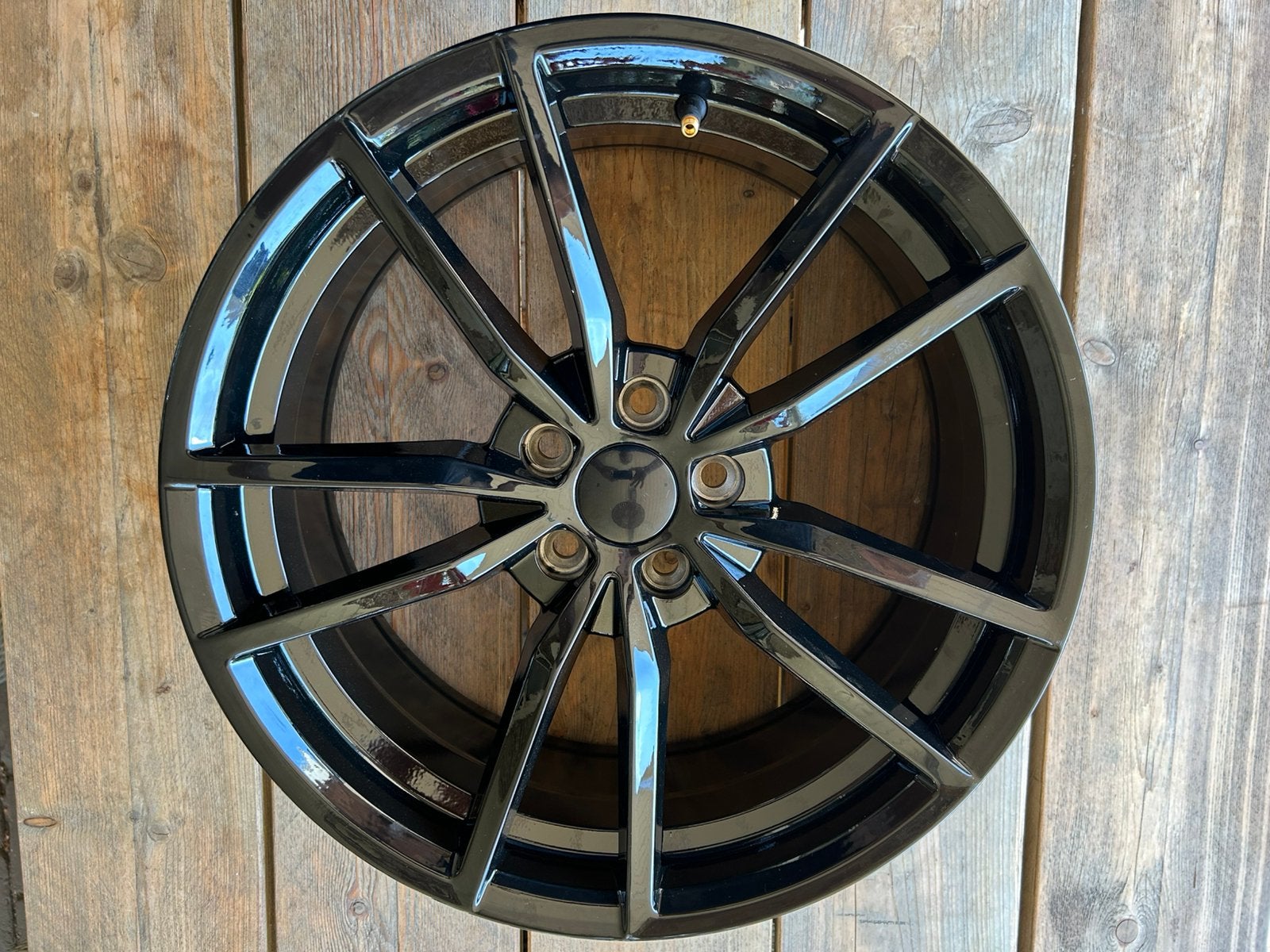 LM velg, Ophalen