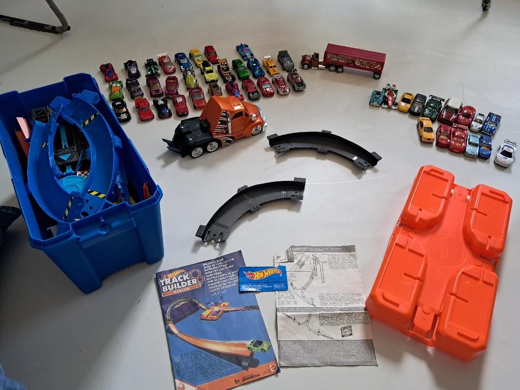 Grote set hotwheels, Ophalen, Onderdelen, Zelf te bouwen, Zo goed als nieuw