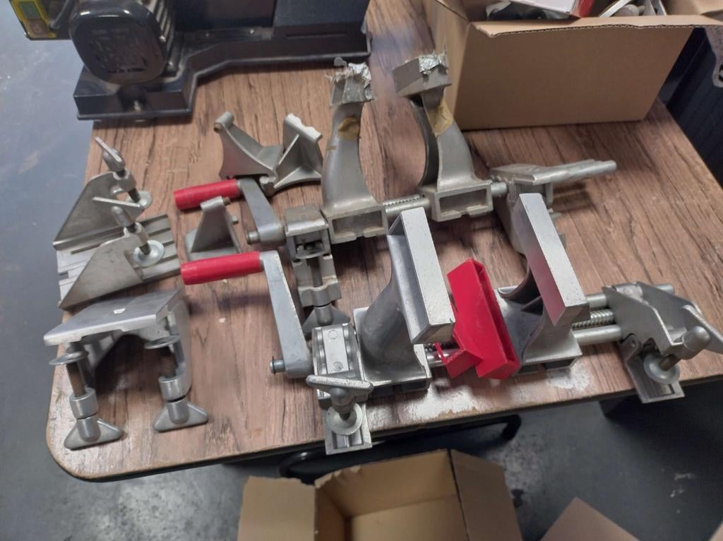 2x Zyliss Werkbank - 1x zgan, 1x gebruikt, Ophalen of Verzenden, Zo goed als nieuw, Bankschroef