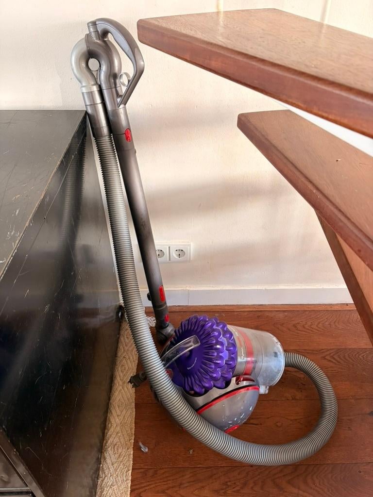 Dyson Cinetic Big Ball Vacuum, Ophalen, Gebruikt, Reservoir, Minder dan 1200 watt
