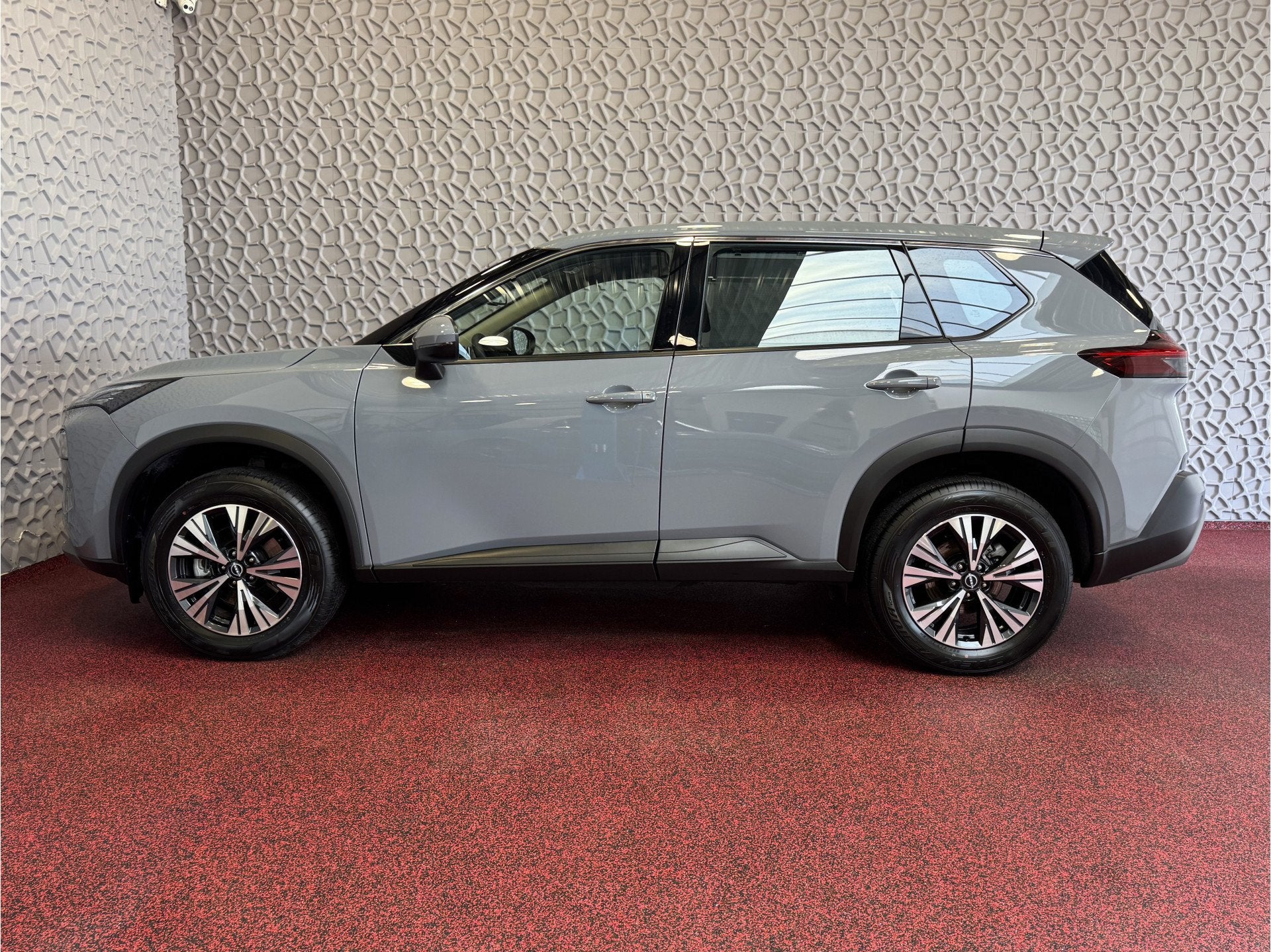 Nissan X-Trail Nissan X-Trail 7-Persoons | 1800KG Trekgewich, 12 maanden, Zwart, 7 stoelen, 163 pk