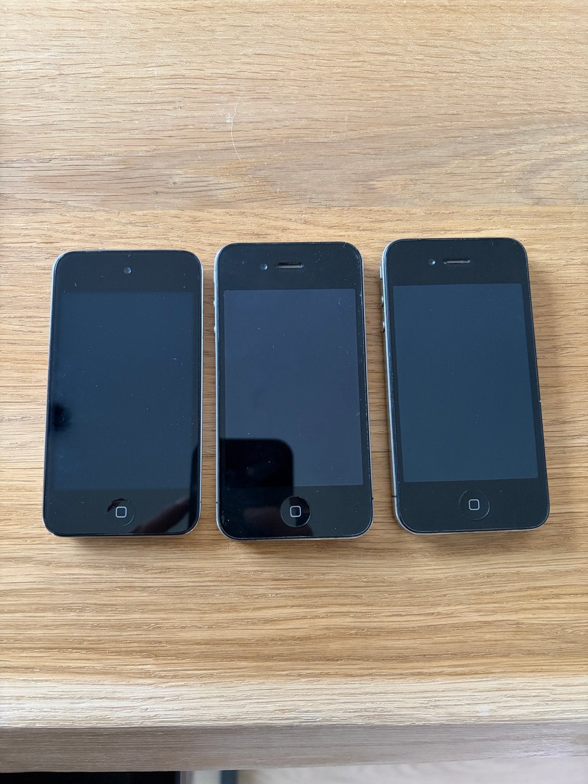 Iphone 4 x2 en ipod touch 1ste generatie, Telecommunicatie, Gebruikt, Zwart, 32 GB, Ophalen of Verzenden