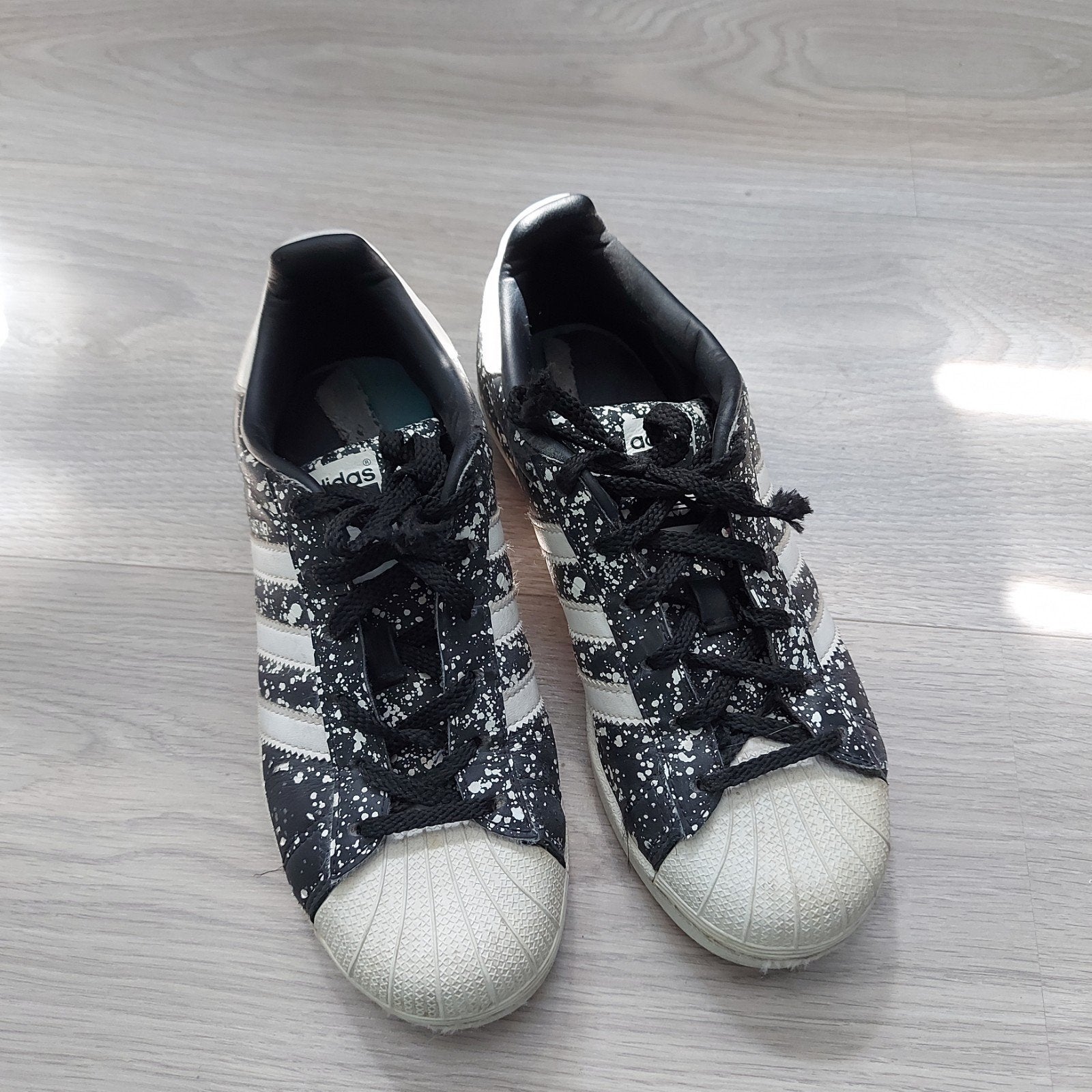 Adidas Superstar sneakers zwart-wit spikkelpatroon, Adidas, Zwart, Ophalen of Verzenden, Sneakers of Gympen