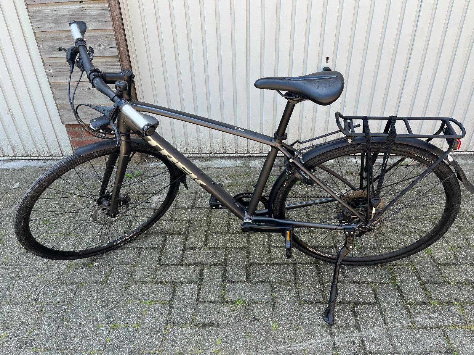 Trek FX 3 Disc equipped Hybride Fiets, Fietsen en Brommers, Versnellingen, Zo goed als nieuw, Schijfrem, 53 tot 57 cm