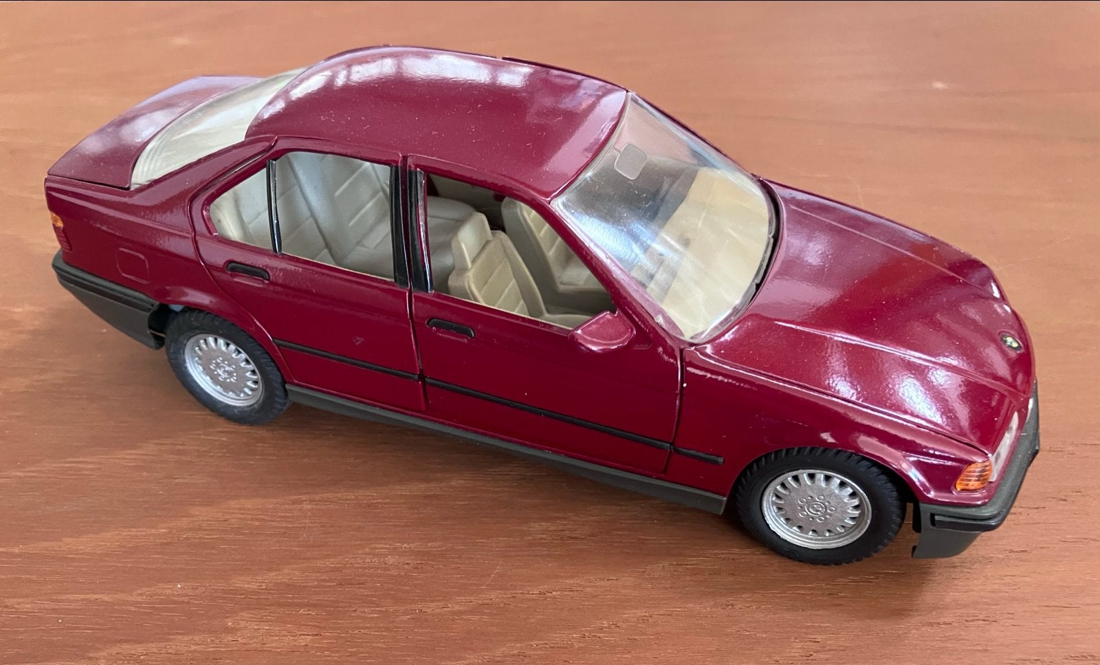 Gama BMW 325i (E36) 1:24 - Rood, Ophalen of Verzenden, Gebruikt, Auto, Overige merken