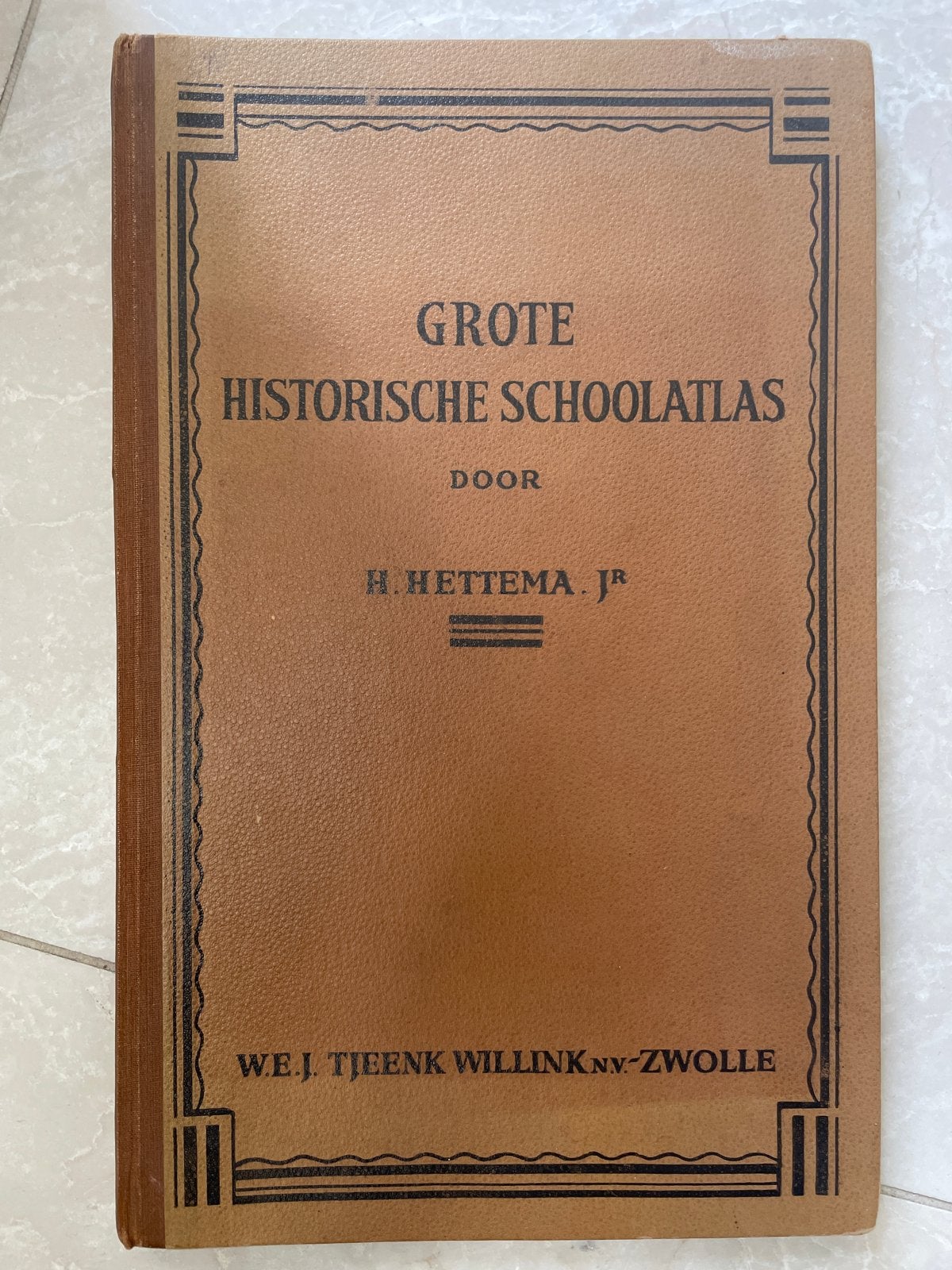 Grote Historische Schoolatlas H. Hettema 1951, Boeken, Atlassen en Landkaarten, Gelezen, Overige atlassen, Ophalen of Verzenden
