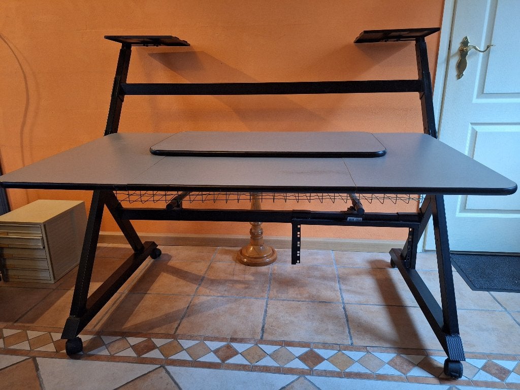 Studiodesk/ studiotafel, Ophalen, Gebruikt