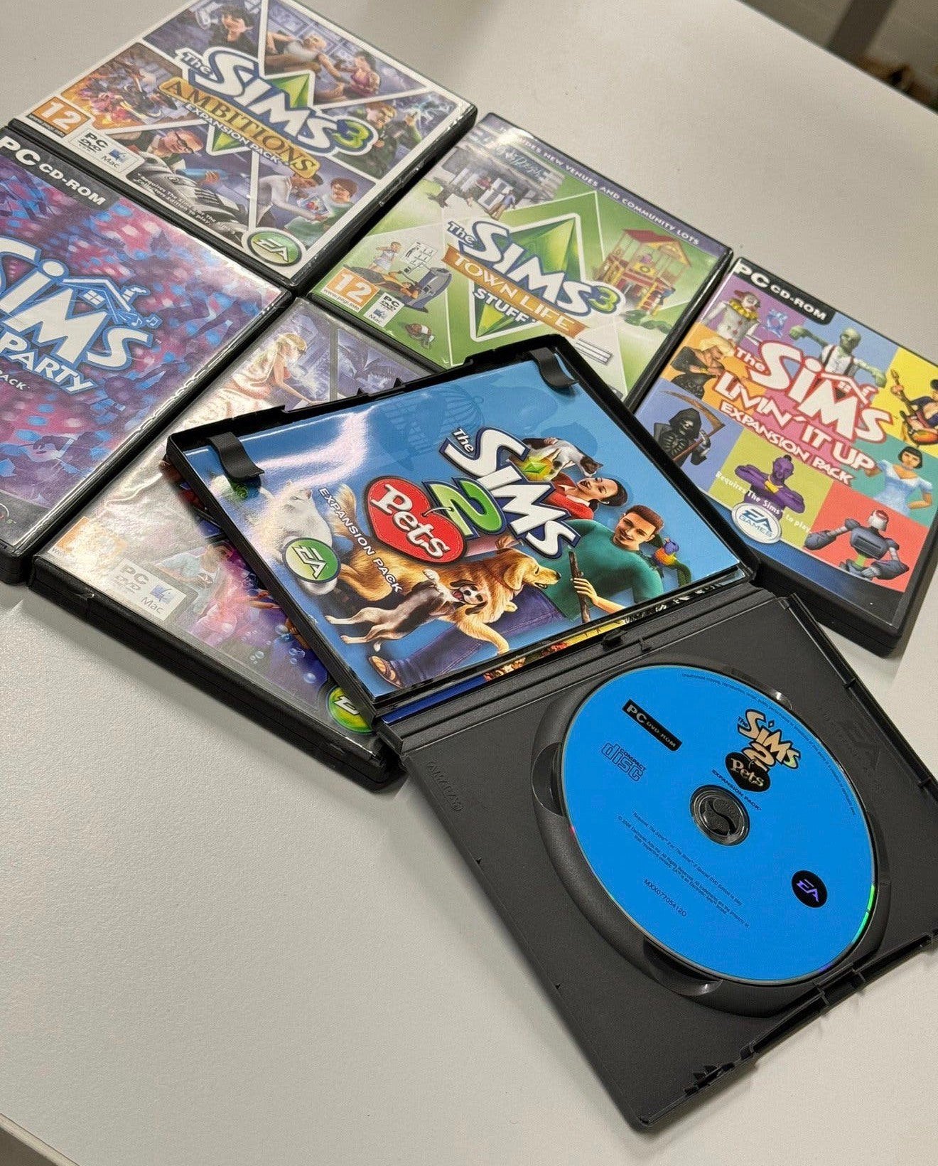 6X PC Spelletjes games The sims 2 3 + expansions uitbreiding, P, P, Ophalen of Verzenden, Zo goed als nieuw