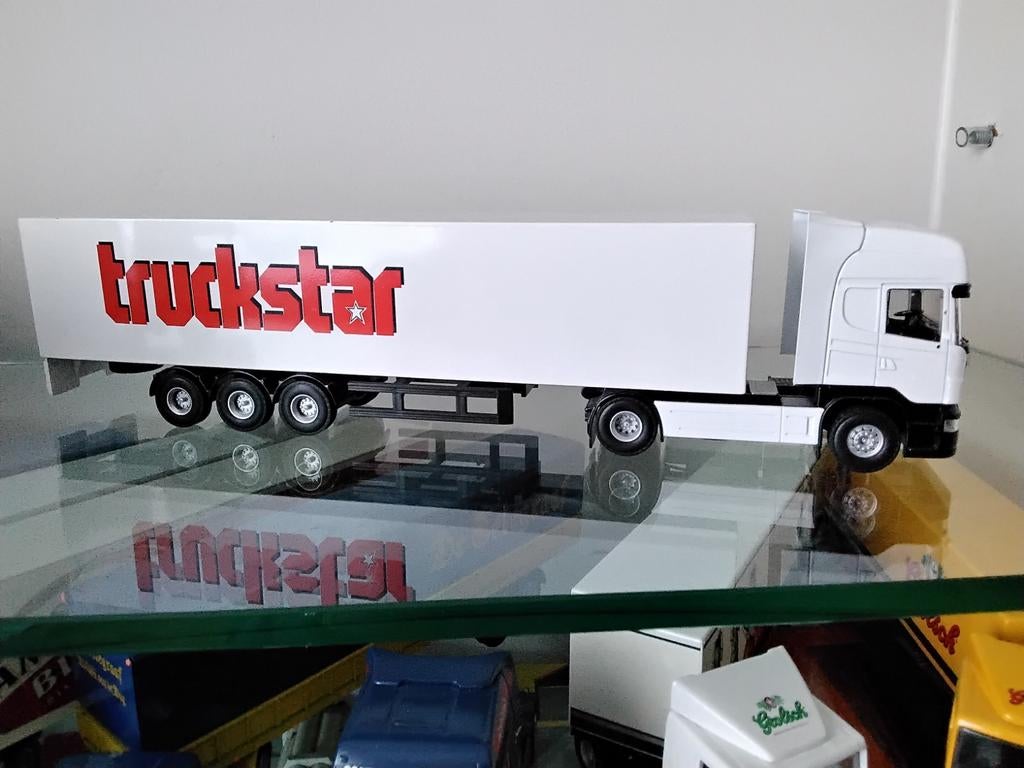 Truckstar, Hobby en Vrije tijd, Modelauto's | 1:50, Ophalen of Verzenden, Zo goed als nieuw, Bus of Vrachtwagen