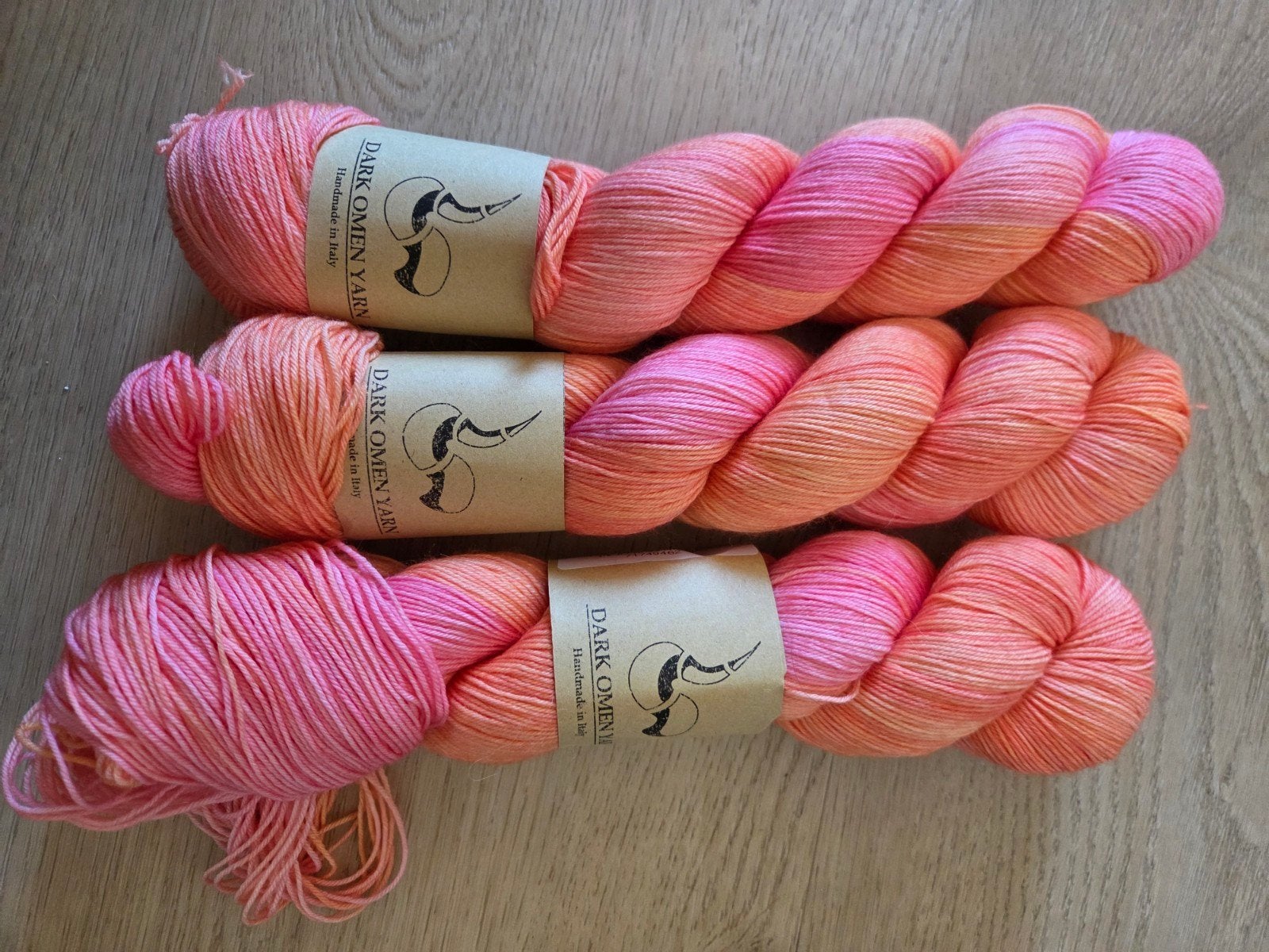 Dark Omen Yarns Merino Sock - Orange Pulp, Ophalen of Verzenden, Nieuw, Breien of Haken, Wol of Garen
