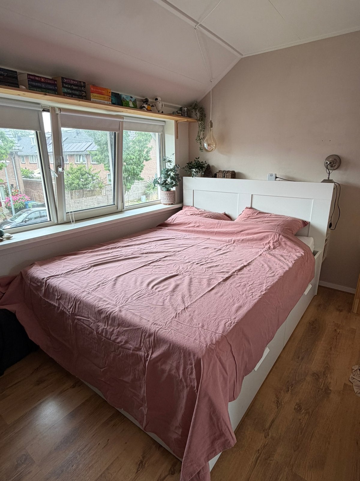 IKEA Brimnes bed 160x200, Ophalen, Zo goed als nieuw, Tweepersoons