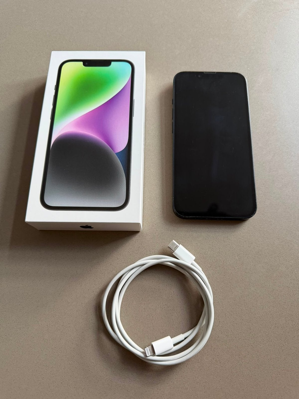 iPhone 14  midnight 128GB - Compleet met doos en lader, Telecommunicatie, Mobiele telefoons | Apple iPhone, Zwart, Ophalen of Verzenden