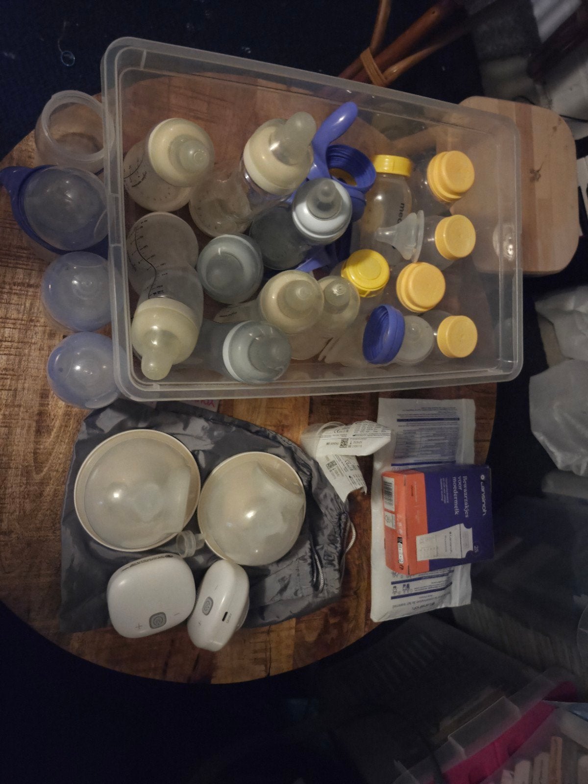 Youha kolfset met Medela, Difrax, Lansinoh flesjes en spenen, Gebruikt, Draadloos, Youha, Borstkolf