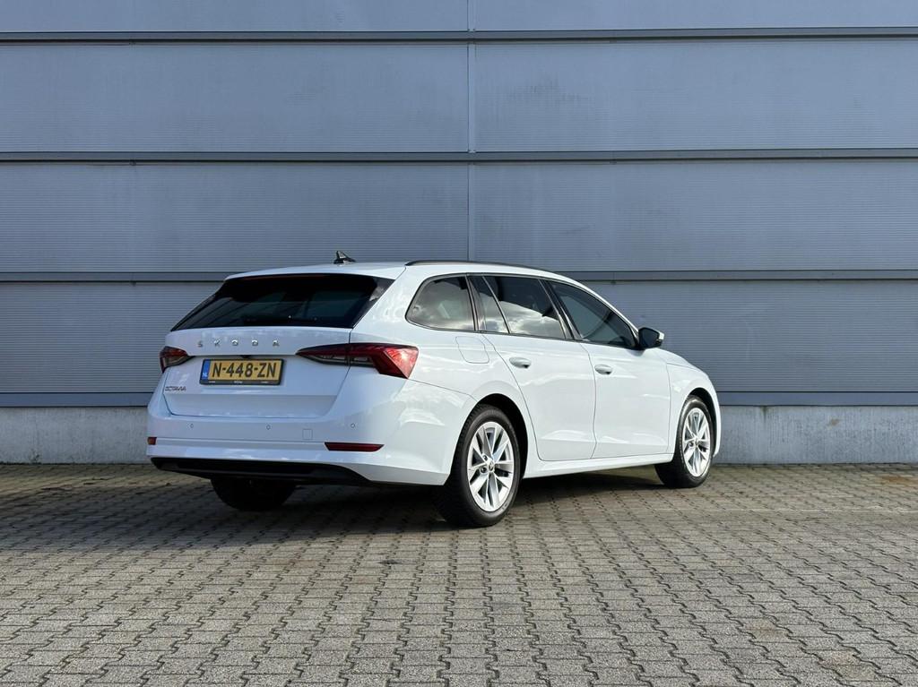 Skoda Octavia Combi 1.0 TSI 110pk Business Edition Plus | Na, Voorwielaandrijving, 12 maanden, Stof, Gebruikt