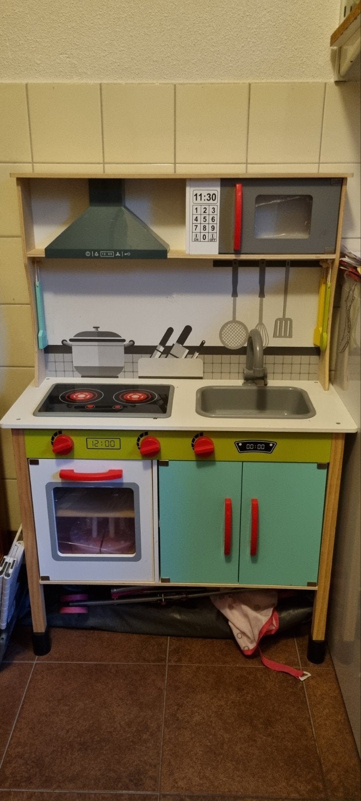 Houten speelkeuken met accessoires, Ophalen of Verzenden, Zo goed als nieuw, Hout, Speelkeuken