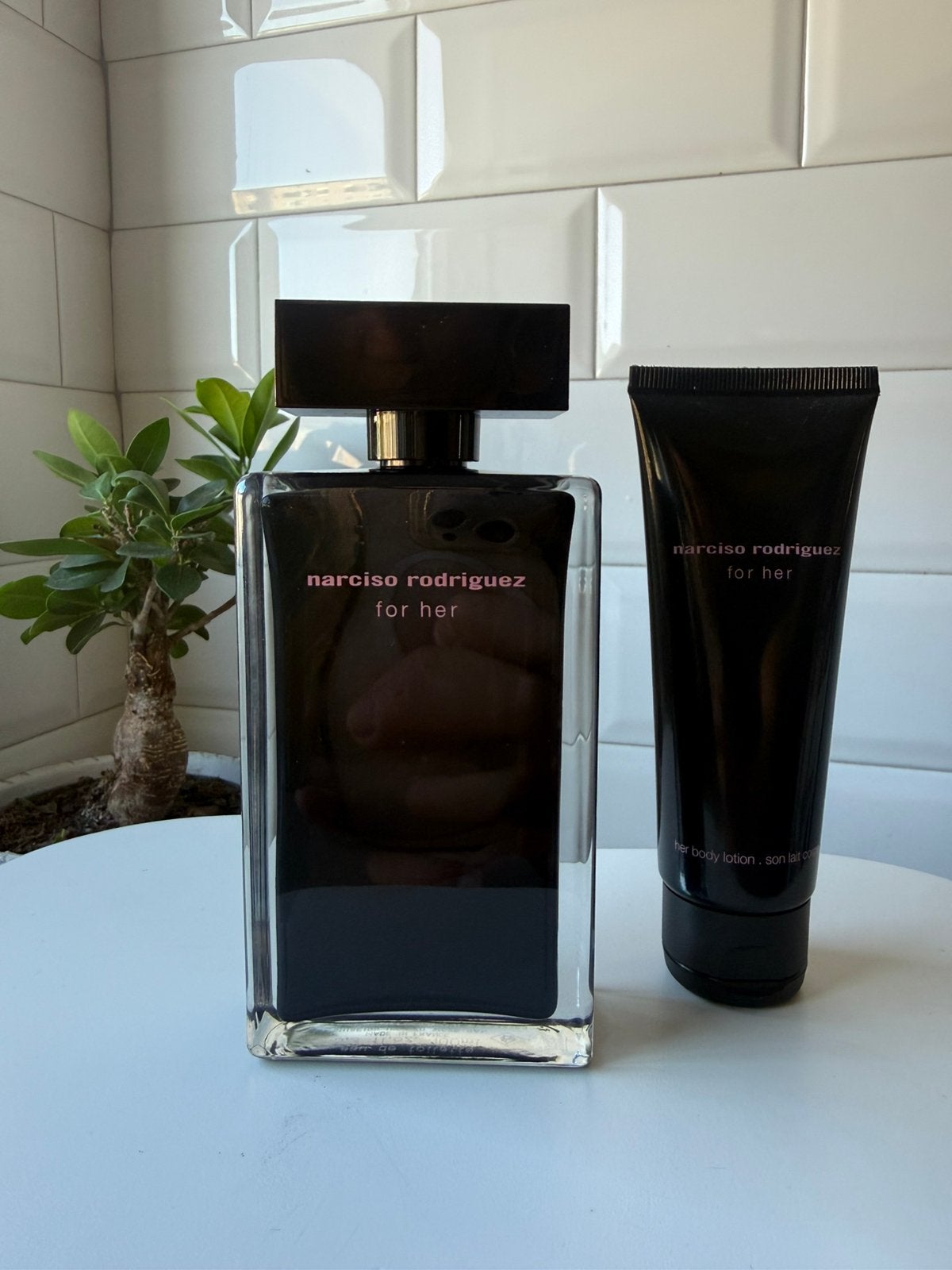 Narciso Rodriguez For Her EDT + nieuwe bodylotion, Verzenden, Gebruikt