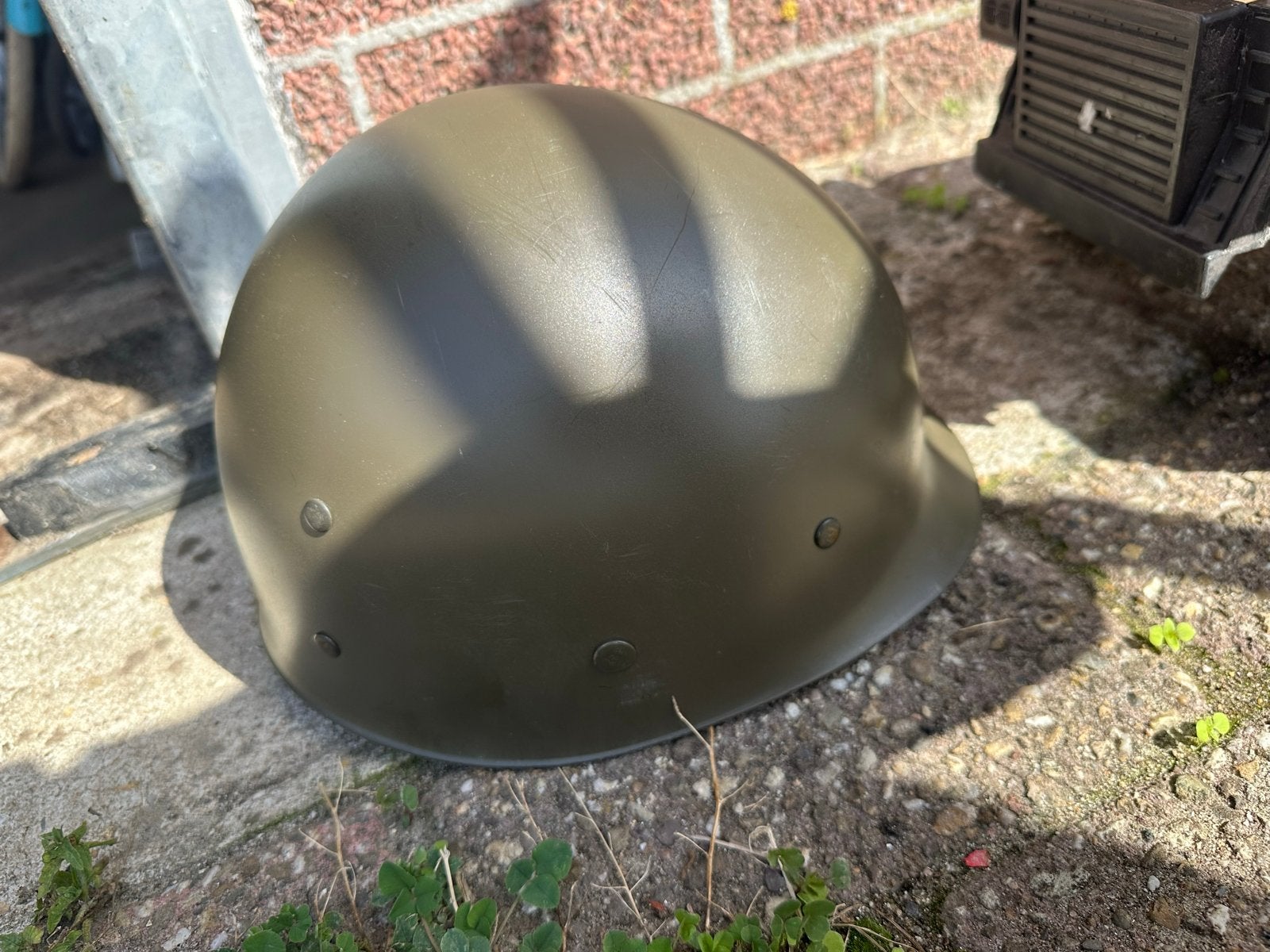 Vintage Legerhelm - Groen, Ophalen of Verzenden, Landmacht, Overige gebieden, Helm of Baret