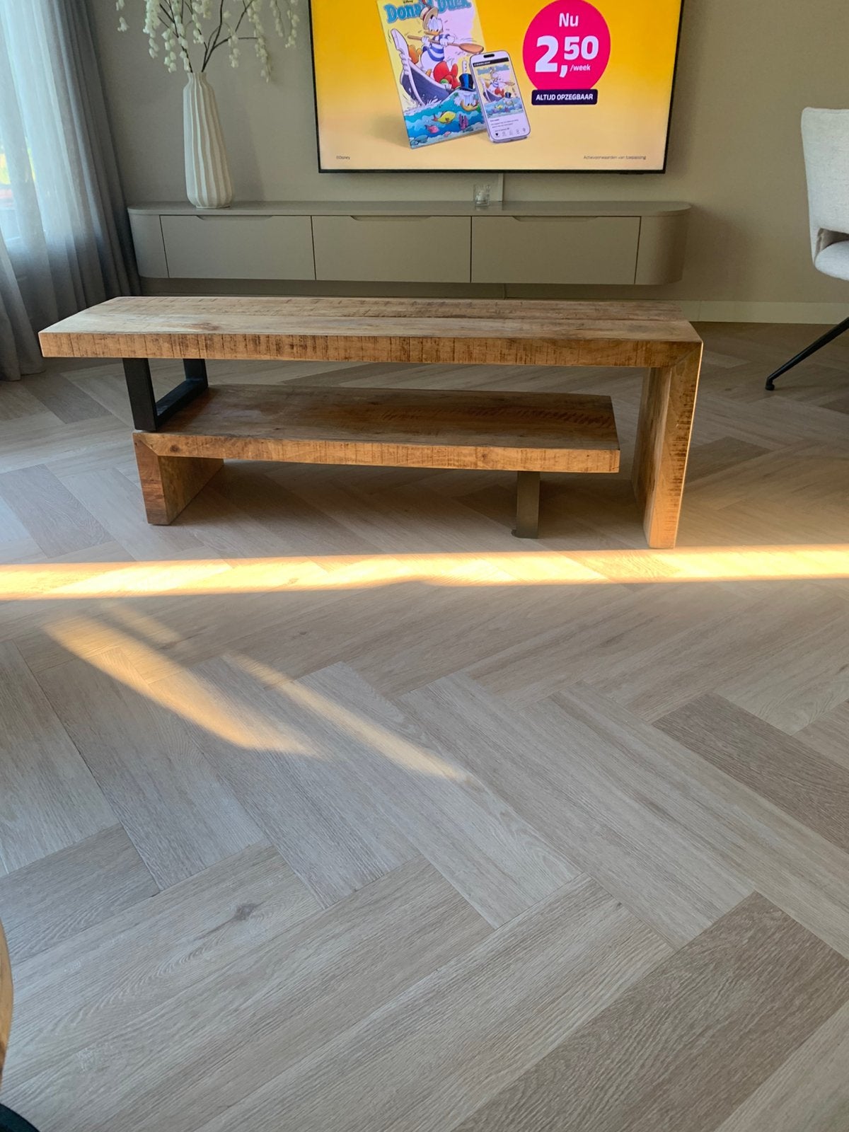 Mango houten tv meubel, Huis en Inrichting, Tafels | Salontafels, Ophalen of Verzenden, Zo goed als nieuw, Rechthoekig