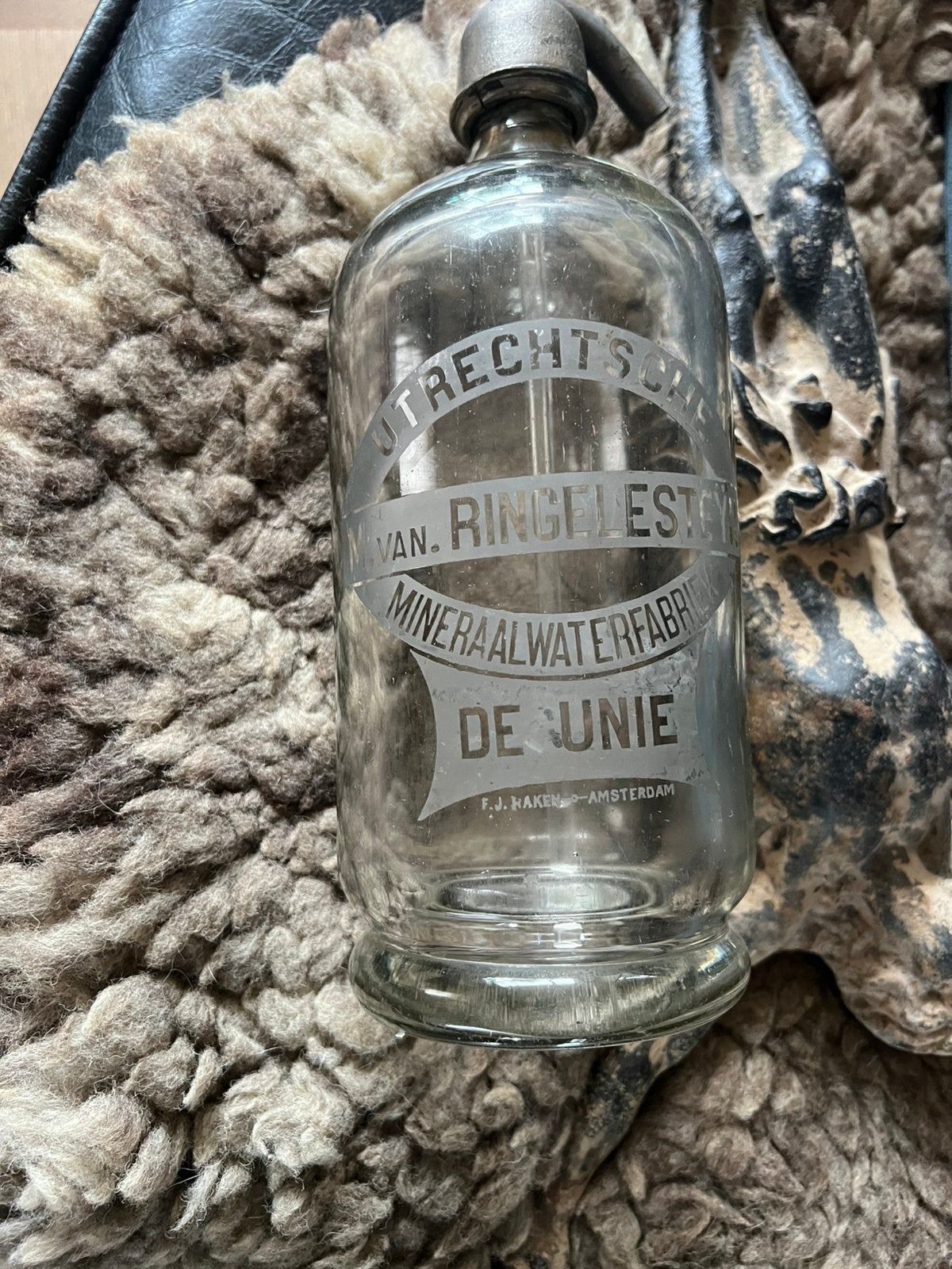 OUDE SPUITFLES UTRECHTSE MINERAALWATER FABRIEK UNIE, Ophalen of Verzenden, Gebruikt