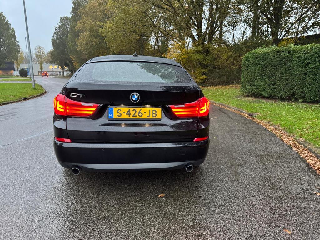 BMW 5-Serie GT 3.0 535I Xdrive GT Aut8 2015 Zwart, Auto's, BMW, Automaat, Vierwielaandrijving, Particulier, 5-Serie GT