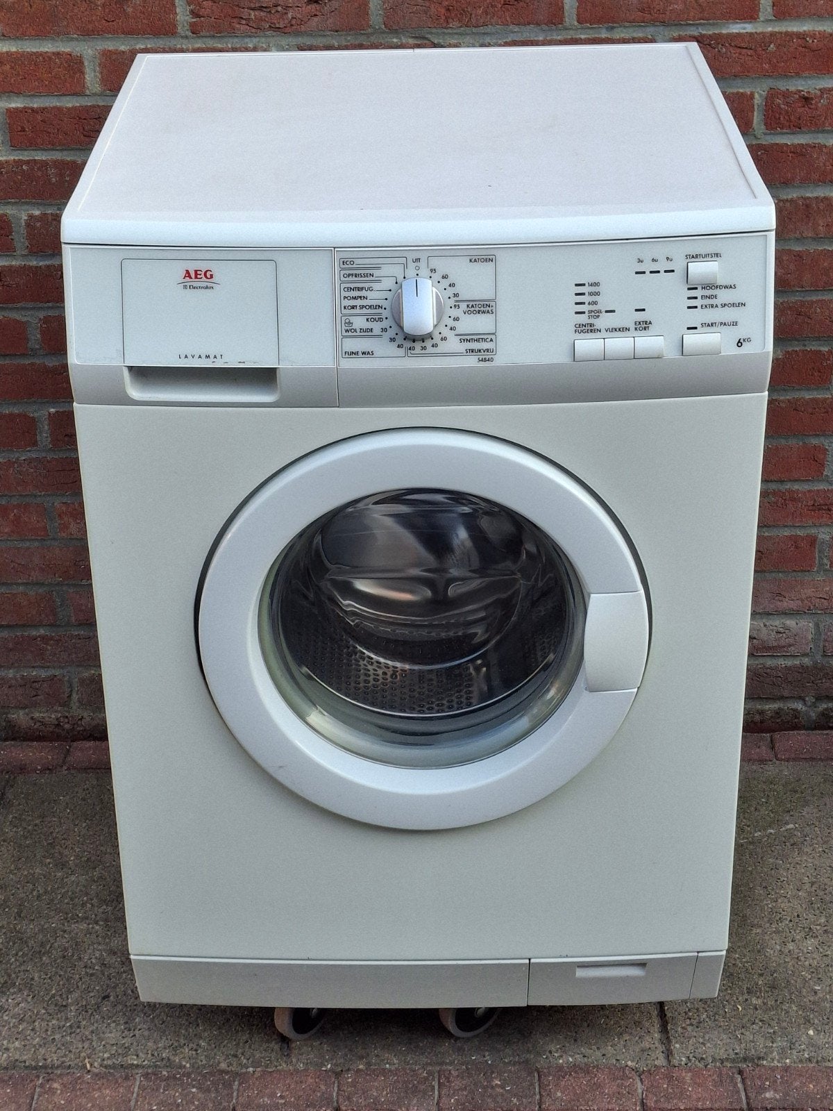 te koop AEG wasmachine, Ophalen, 1200 tot 1600 toeren, Gebruikt, 4 tot 6 kg