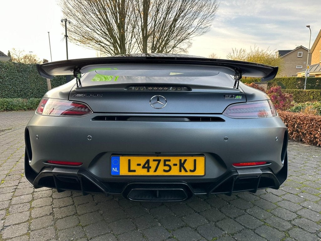 Mercedes-Benz AMG GT 4.0 R Pro 1/750 Org NL, Auto's, Mercedes-Benz, Automaat, Achterwielaandrijving, Gebruikt, Alcantara