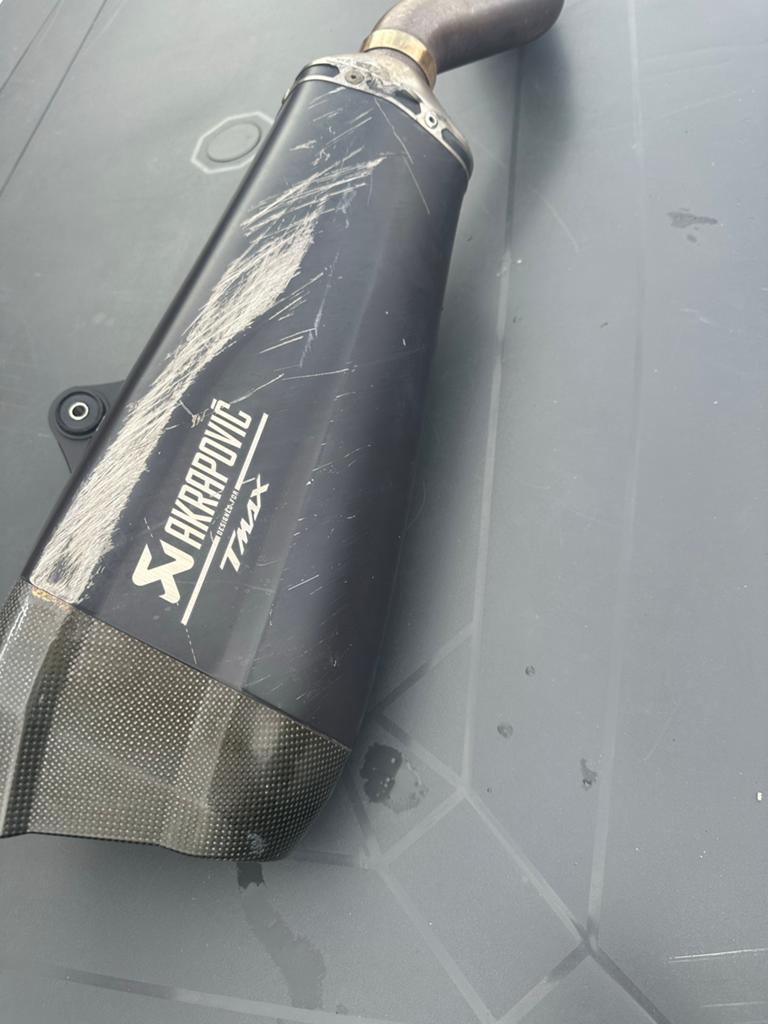 Akrapovic uitlaat voor Yamaha TMAX-530/560, Ophalen of Verzenden, Gebruikt