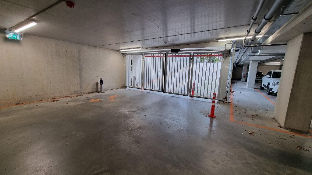 Beveiligde parkeerplaats Amersfoort vlakbij het centrum, Ophalen