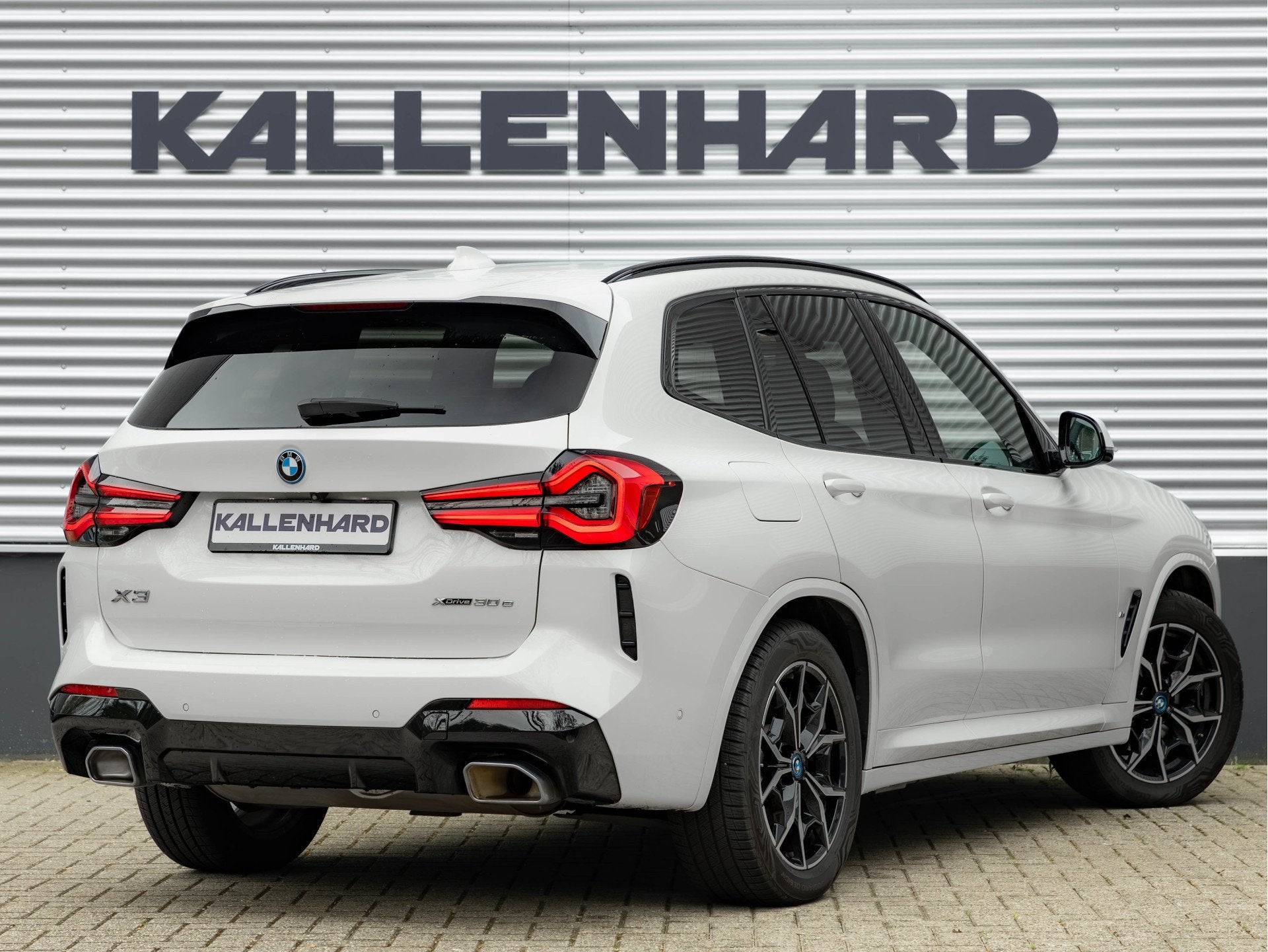 BMW X3 xDrive30e M-Sport - Trekhaak - Adaptive Cruise Contro, Auto's, Gebruikt, Wit, Bedrijf, Vierwielaandrijving