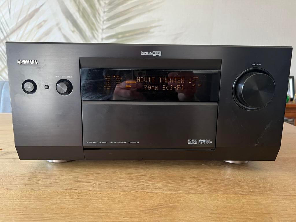 Yamaha DSP-AZ1 versterker 650 Watt, Audio, Tv en Foto, Versterkers en Receivers, Ophalen, Zo goed als nieuw, 120 watt of meer