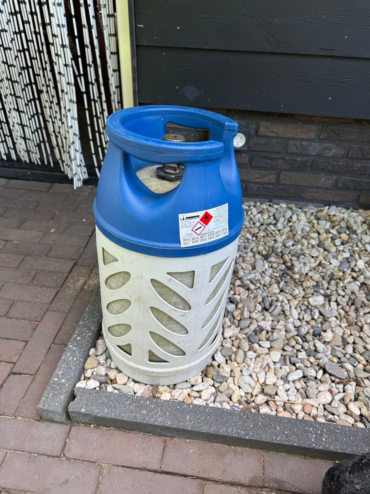 Lege gasfles (lichtgewicht), Ophalen, Zo goed als nieuw