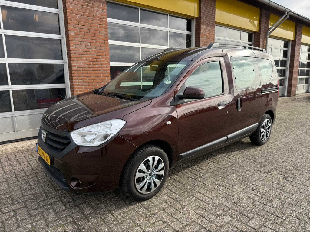 Dacia - Dokker - 1.6 SCe - Personenauto - 2017, Auto's, Dacia, Voorwielaandrijving, Euro 6, 4 cilinders, Bruin