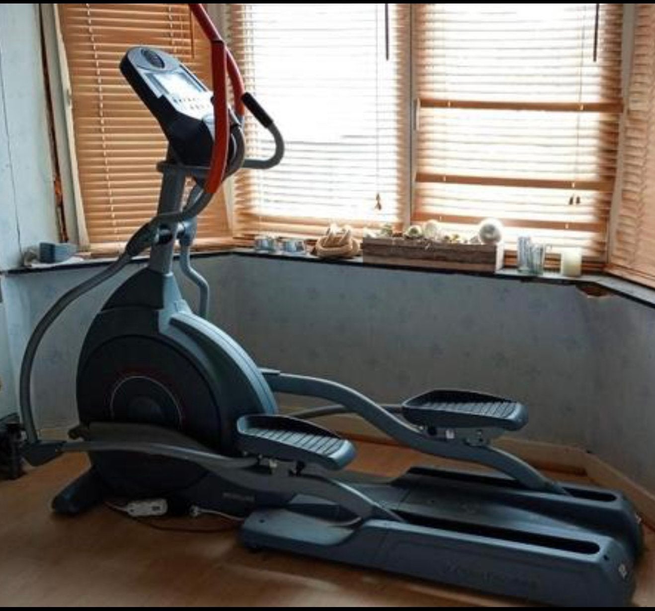 Flow Fitness Crosstrainer, Ophalen, Overige materialen, Gebruikt, Crosstrainer