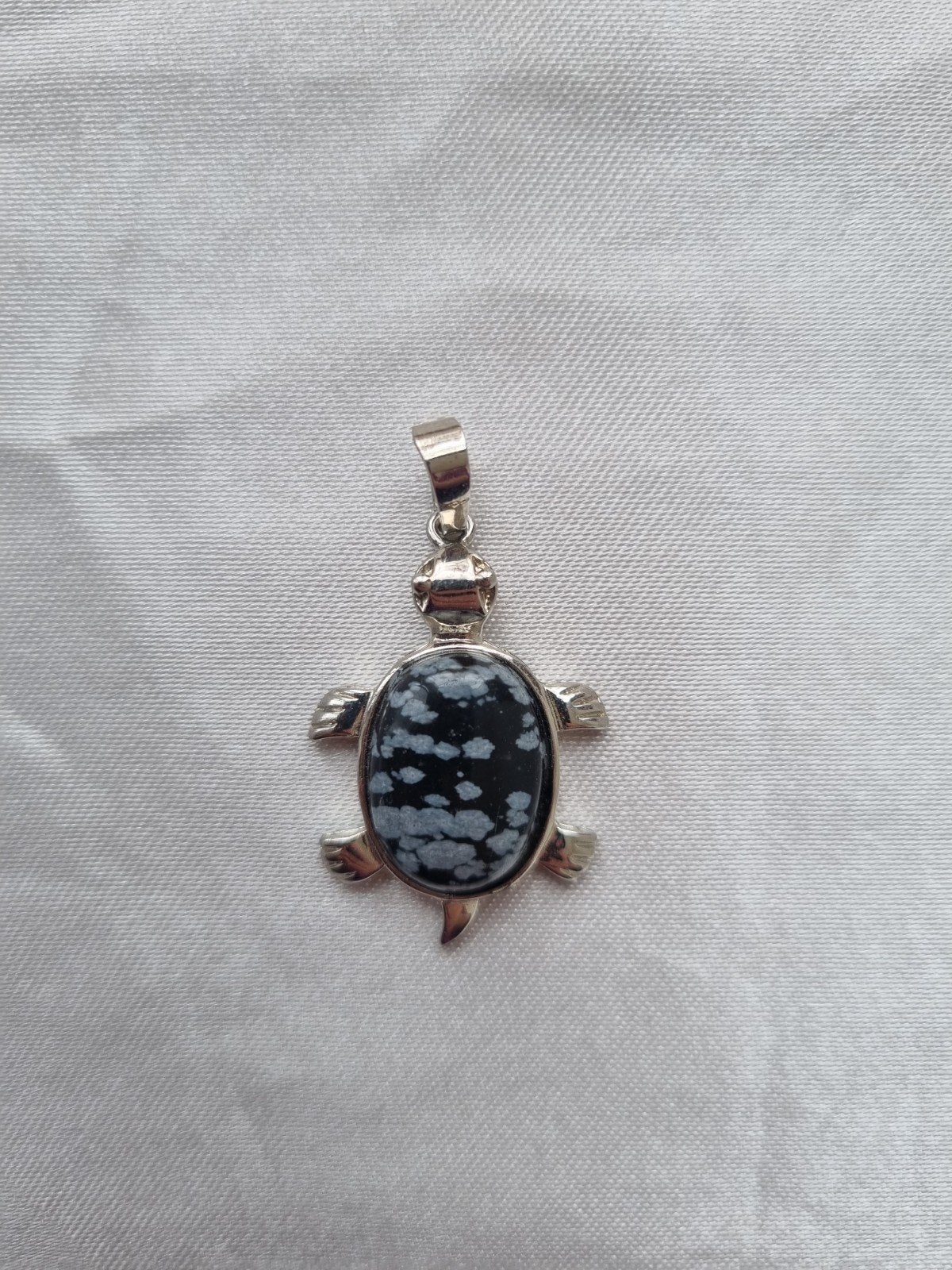 Kettinghanger schildpad, Nieuw, Ophalen of Verzenden, Steen of Mineraal, Zilver