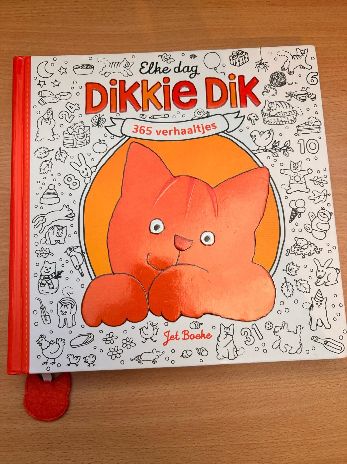 Elke dag Dik Dik: 365 verhaaltjes - Jet Boeke, Fictie algemeen, Jongen of Meisje, Ophalen of Verzenden, Zo goed als nieuw
