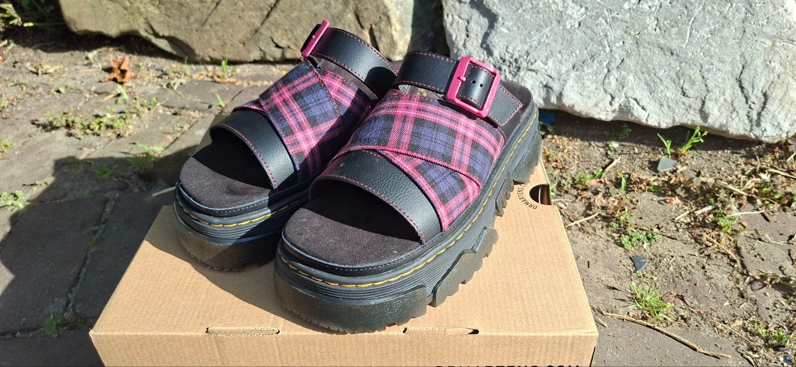 Dr. Martens Mattison Slide Sandalen - Nieuw in doos, Maat 42, Ophalen of Verzenden