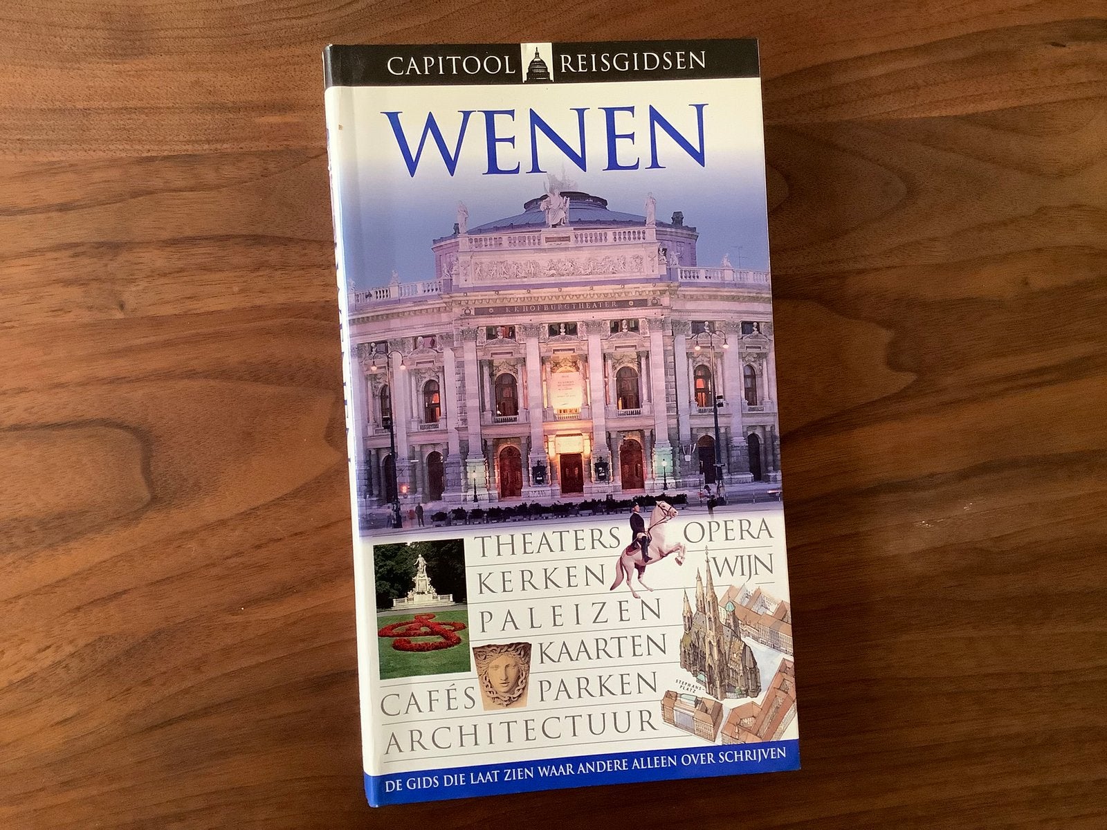 Wenen Oostenrijk 288pg Capitool reisgids, Ophalen of Verzenden, Zo goed als nieuw