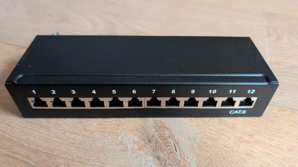 Goodbay CAT6 12-ports mini/desktop patchpaneel (patch panel), Computers en Software, Netwerk switches, Nieuw, Ophalen of Verzenden