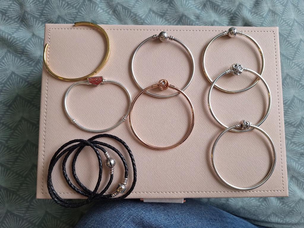 Pandora Armbanden Collectie - Zilver, Goud, Leer, Gebruikt, Zwart, Ophalen of Verzenden, Met bedels of kralen