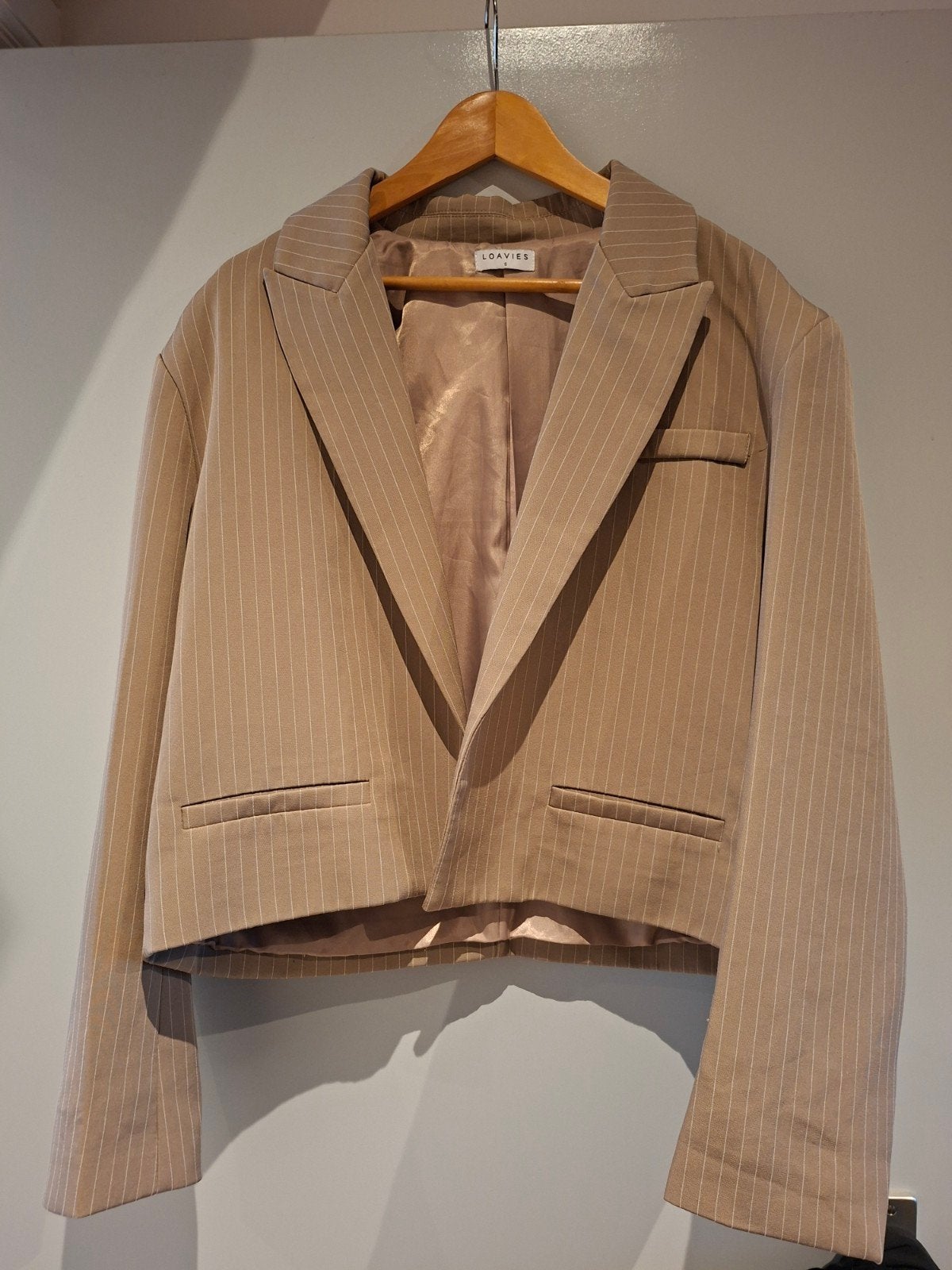 Loavies korte blazer beige krijtstreep maat S, Verzenden, Beige, Jasje, Maat 36 (S)