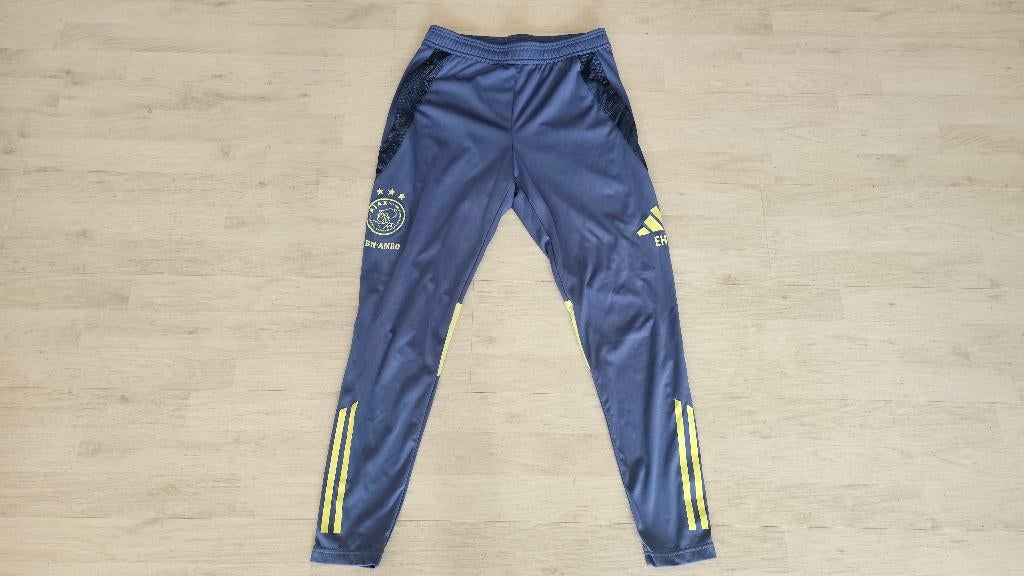 Ajax Trainingsbroek! Seizoen 24/25! Sponsor! Mt M!, Ophalen of Verzenden, Zo goed als nieuw, Rood, Voetbal