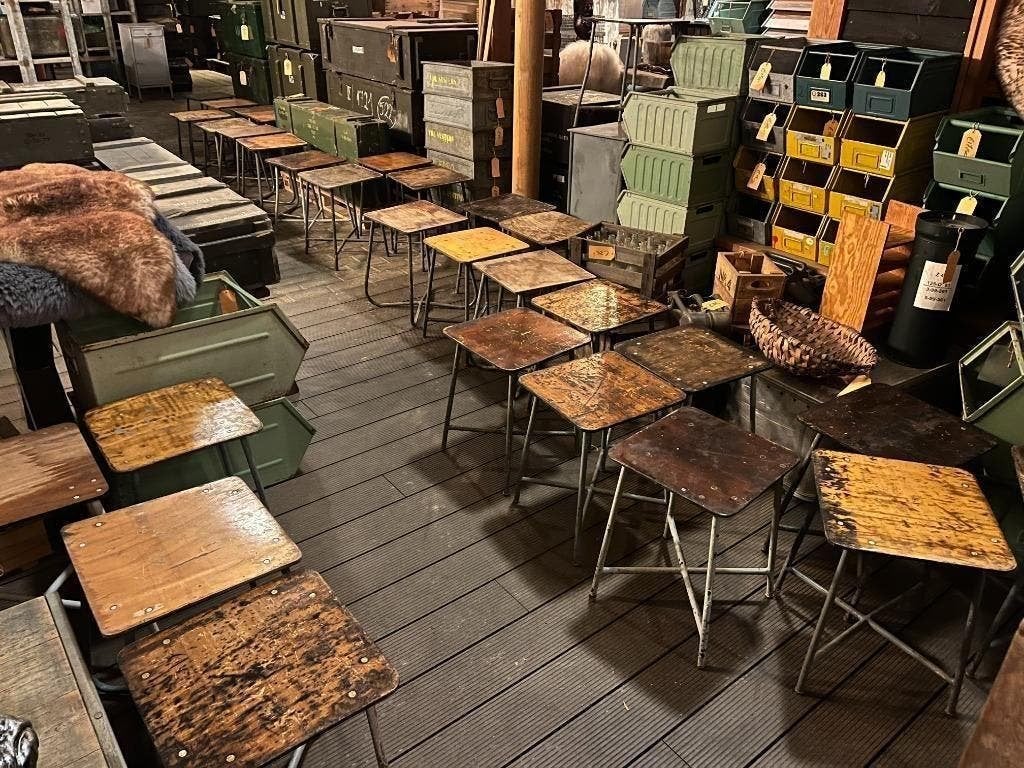 Partij gave oude krukjes ter deco maar ook nog functioneel, Ophalen, Gebruikt, Hout