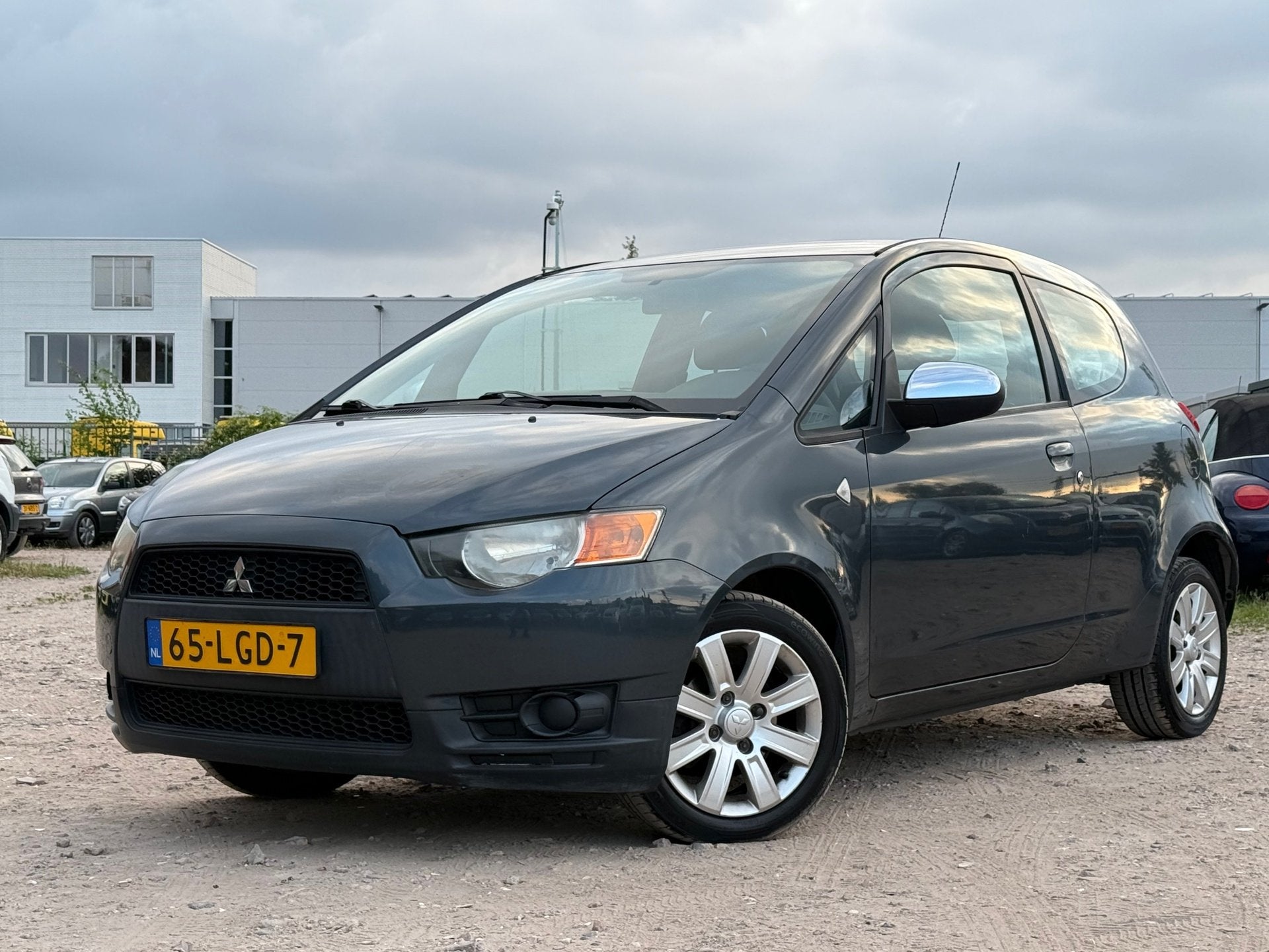 Mitsubishi Colt 1.3 Invite/ LAAG KM/ SPECIAL, Voorwielaandrijving, Gebruikt, Colt, Origineel Nederlands
