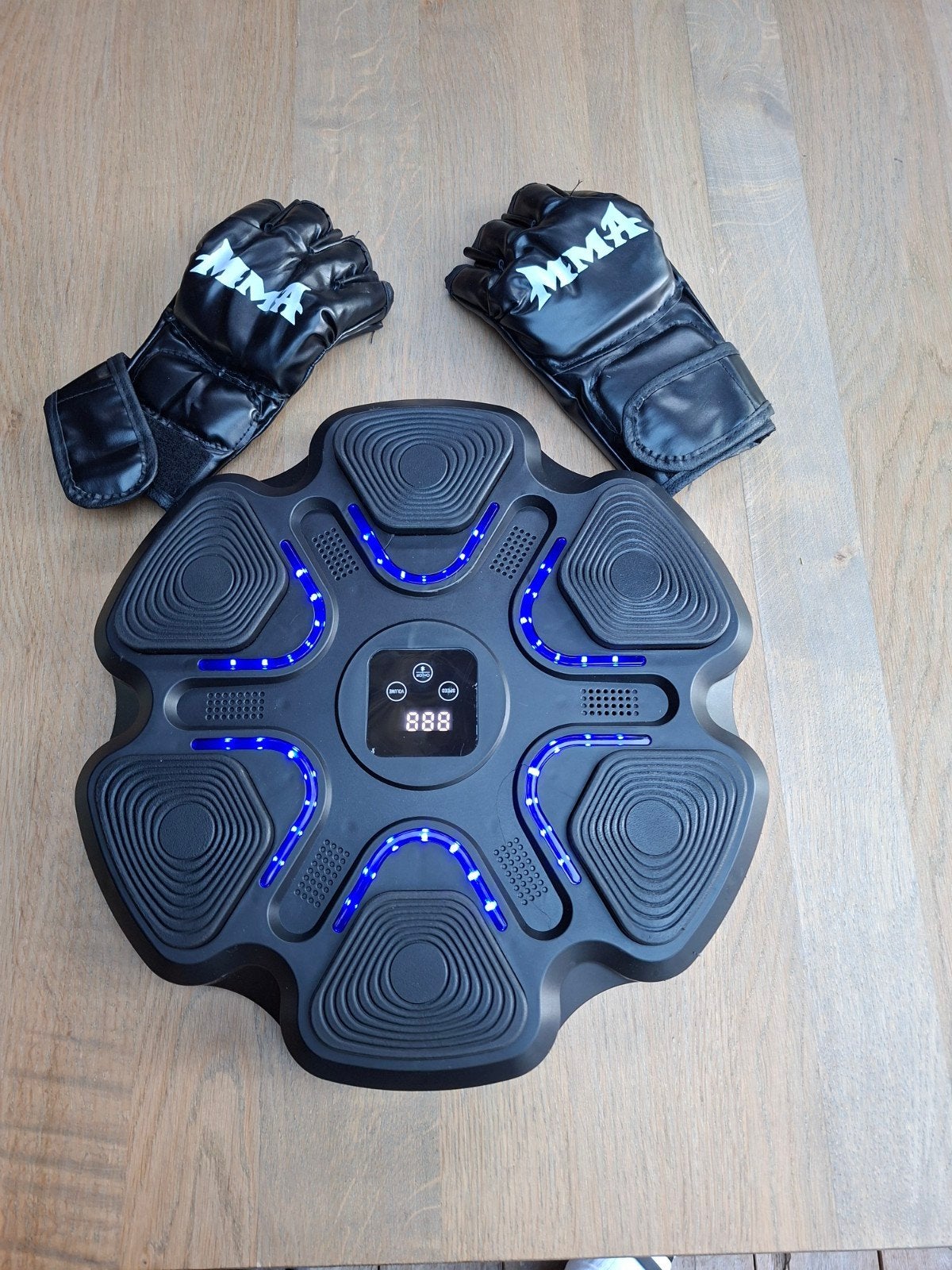 Boxing Manchine met muziek., Sport en Fitness, Ophalen, Bokszak