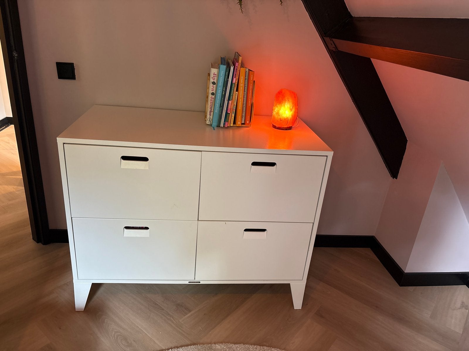 Witte commode kast met 4 laden ( kidsmill ), Huis en Inrichting, Kasten | Ladekasten, Ophalen, 100 tot 150 cm, Zo goed als nieuw